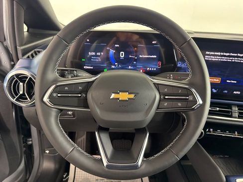 New 2026 Chevrolet Equinox EV LT image 20