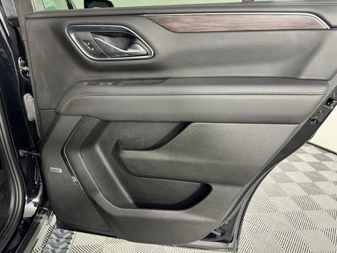 Used 2023 Chevrolet Tahoe Z71 w/ Luxury Package image 27