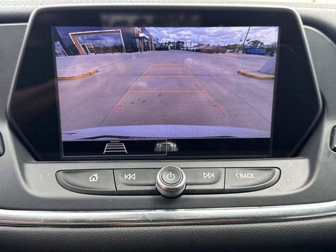 Used 2022 Chevrolet Blazer LT image 30