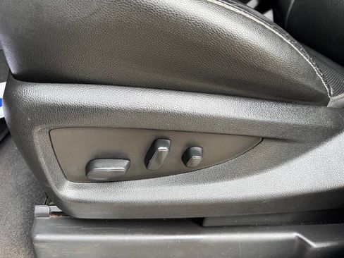 Used 2020 GMC Yukon XL SLT image 14