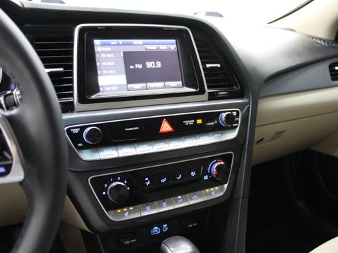 Used 2018 Hyundai Sonata SEL FWD image 20