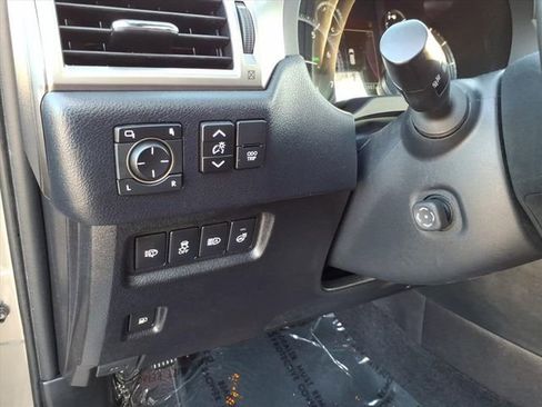 Used 2022 Lexus GX 460 Premium image 28