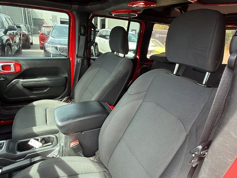 Used 2022 Jeep Wrangler Unlimited Sport AWD/4WD image 17