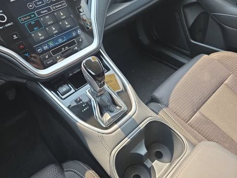 Certified 2025 Subaru Outback Premium AWD/4WD image 15