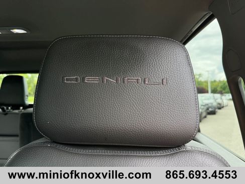 Used 2021 GMC Sierra 3500 Denali w/ Denali Ultimate Package AWD/4WD image 14