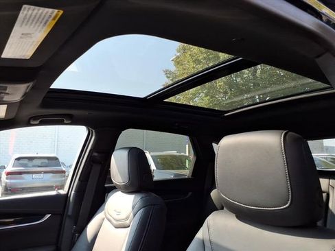 New 2025 Cadillac XT5 Premium Luxury w/ LPO, Floor Liner Package image 14