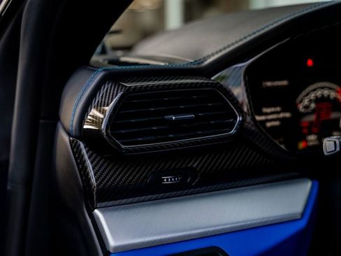 Used 2020 Lamborghini Urus AWD image 44