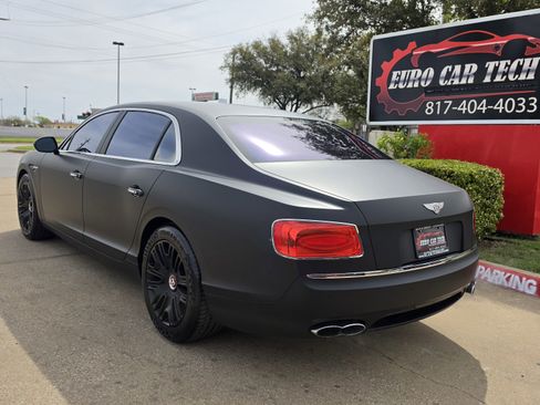 Used 2015 Bentley Flying Spur V8 image 3