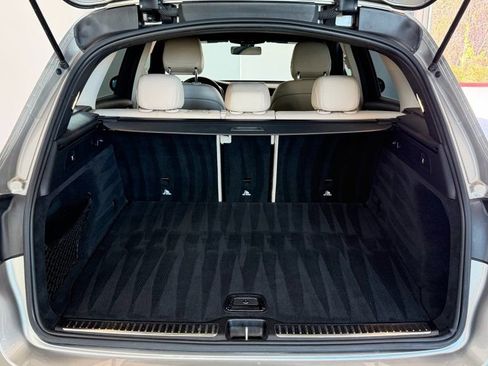 Used 2021 Mercedes-Benz GLC 300 SUV w/ Premium Package image 13