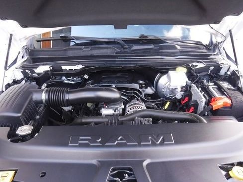 Certified 2022 RAM 1500 Big Horn image 9