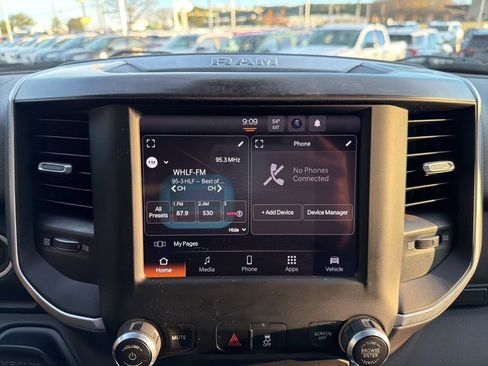 Used 2024 RAM 3500 Big Horn image 30