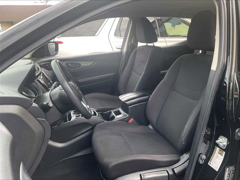 Used 2020 Nissan Rogue Sport S w/ Appearance Package image 10