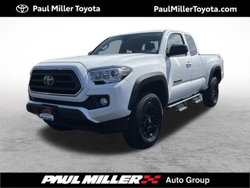 Certified 2023 Toyota Tacoma SR5 w/ SX Package image 1