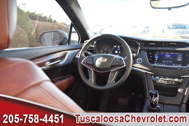 Used 2026 Cadillac XT5 Premium Luxury w/ Driver Assist Package FWD image 32