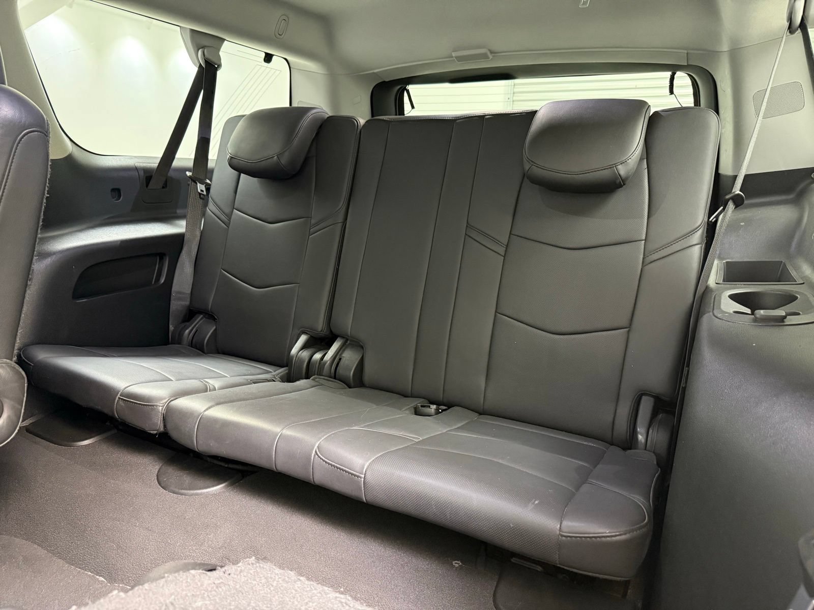 Used 2019 Cadillac Escalade ESV Luxury AWD/4WD image 21