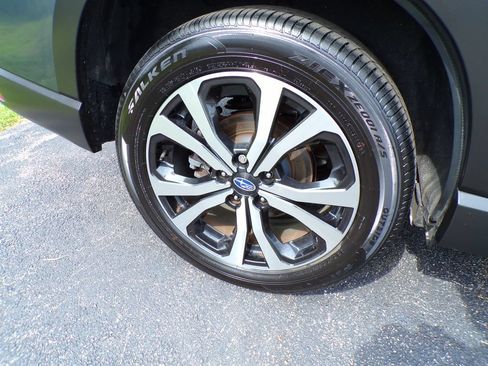 Used 2023 Subaru Forester Limited AWD/4WD image 8