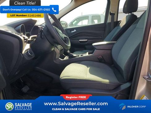 Used 2017 Ford Escape SE FWD image 9