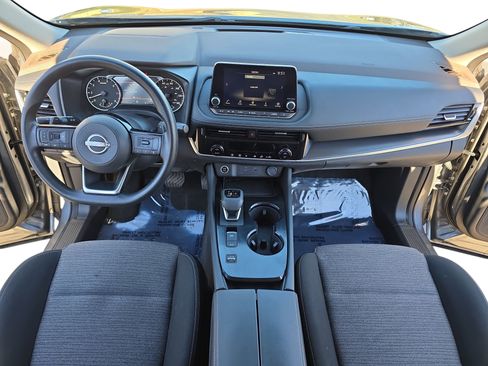 Certified 2023 Nissan Rogue SV image 9
