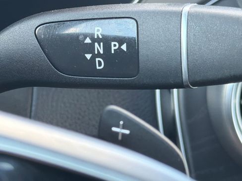 Used 2021 Mercedes-Benz GLC 300 4MATIC image 22