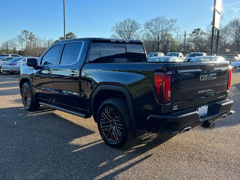 Used 2022 GMC Sierra 1500 Denali Ultimate image 8