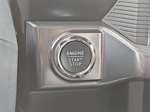 Used 2025 Ford F150 Raptor AWD/4WD image 20