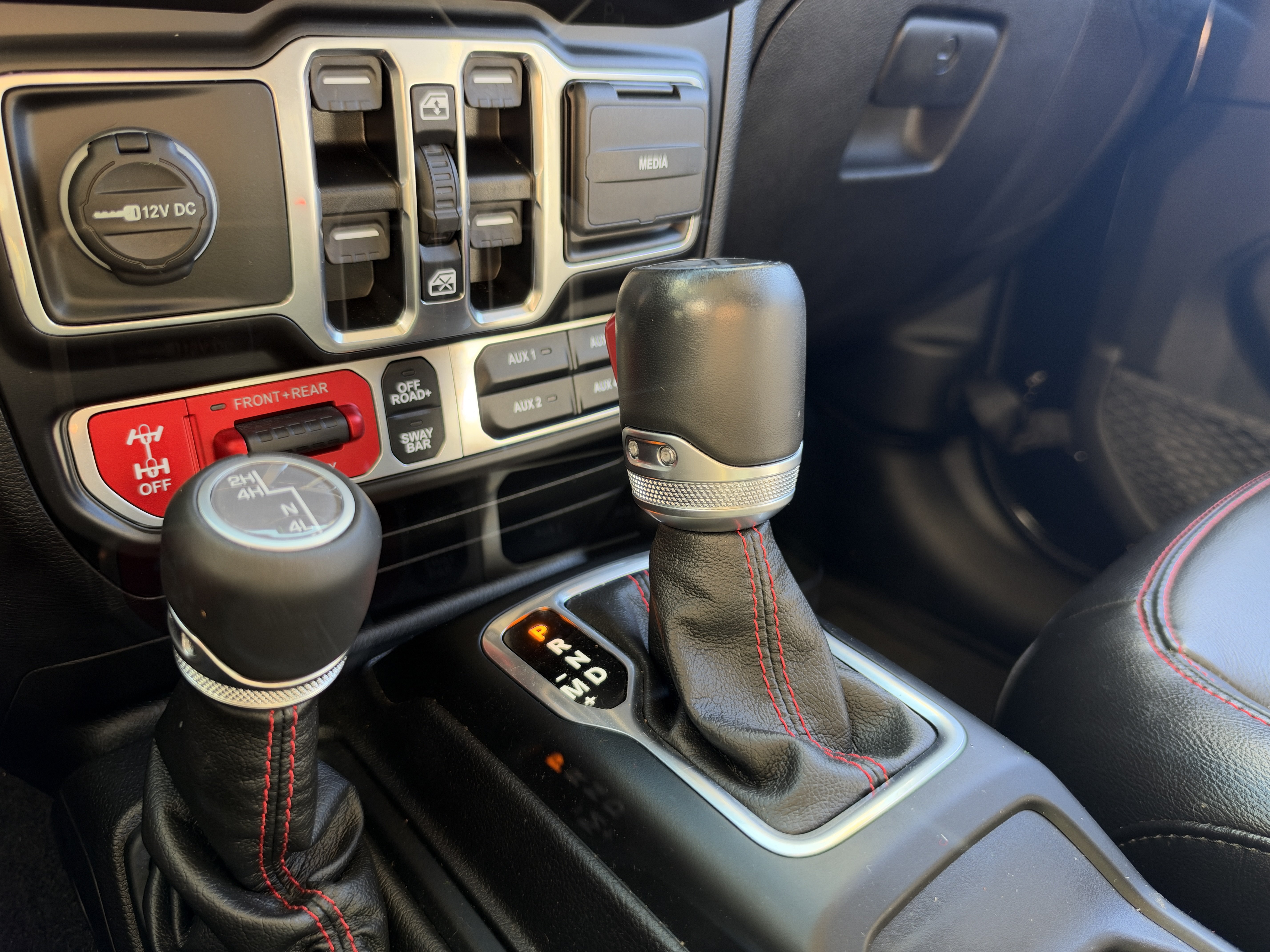 Used 2021 Jeep Wrangler Unlimited Rubicon AWD/4WD image 45