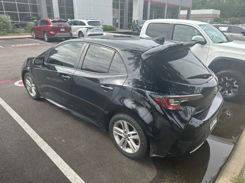 Used 2022 Toyota Corolla SE FWD image 3
