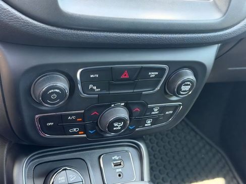 Used 2020 Jeep Compass Trailhawk w/ Safety & Security Group AWD/4WD image 27