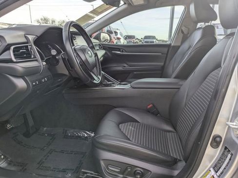 Used 2023 Toyota Camry SE image 24