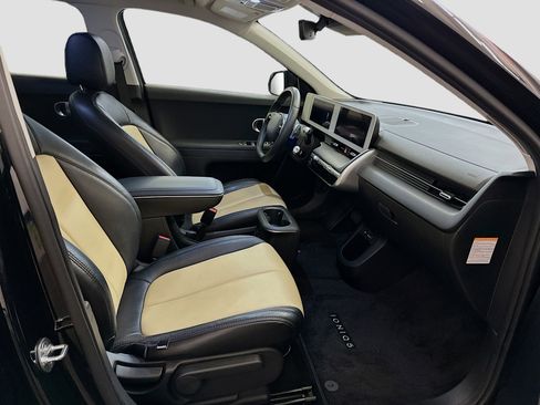 Used 2024 Hyundai Ioniq 5 SEL image 33