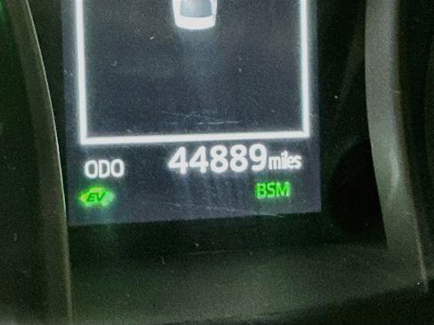 Used 2021 Toyota Camry LE w/ Cold Weather Package FWD image 19