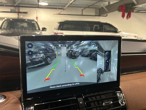 Certified 2022 Lincoln Navigator Reserve image 16