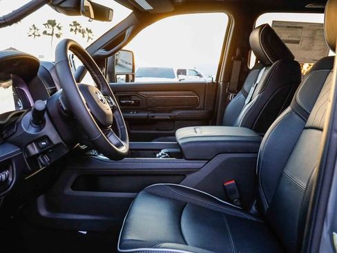 New 2026 RAM 2500 Limited image 22