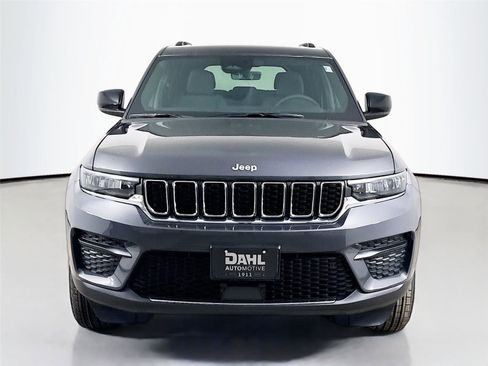 New 2025 Jeep Grand Cherokee Laredo X w/ Luxury Tech Group I image 2