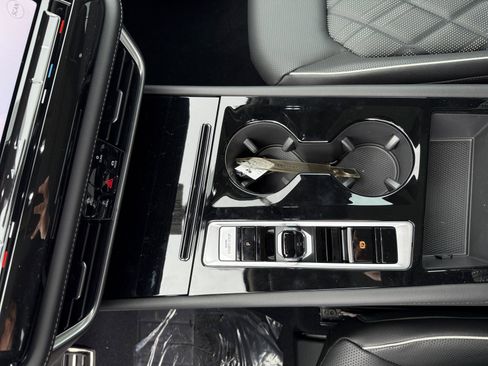 New 2025 Volkswagen Atlas SEL Premium R-Line image 13