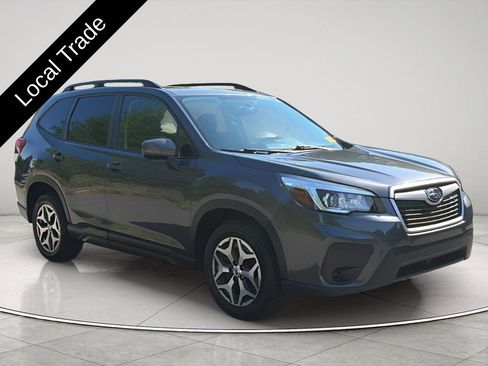 Used 2020 Subaru Forester Premium AWD/4WD image 7