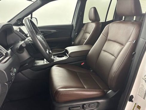 Certified 2025 Honda Ridgeline RTL image 15