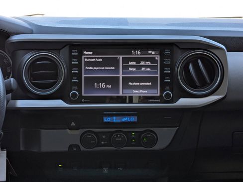 Used 2022 Toyota Tacoma SR5 w/ Technology Package image 18