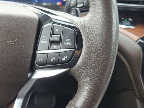 Used 2021 Ford Explorer King Ranch w/ Premium Technology Package image 27