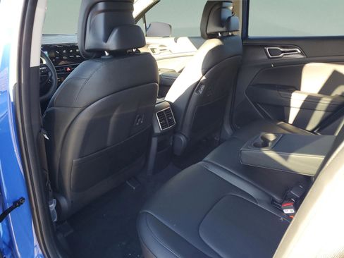 New 2026 Kia Sportage EX FWD image 30