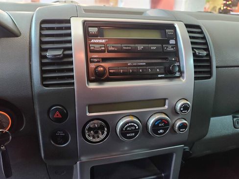Used 2006 Nissan Pathfinder SE w/ (P01) Se Premium Pkg image 25