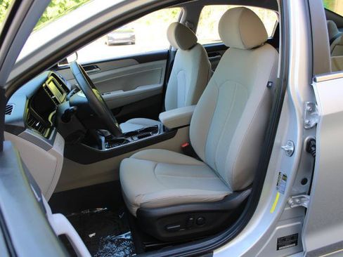 Used 2019 Hyundai Sonata SEL FWD image 11