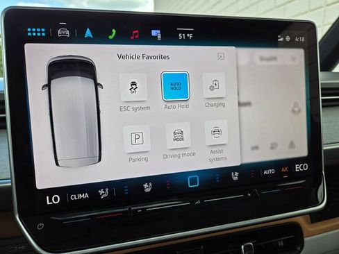 Used 2025 Volkswagen ID. Buzz 1st Edition RWD image 51