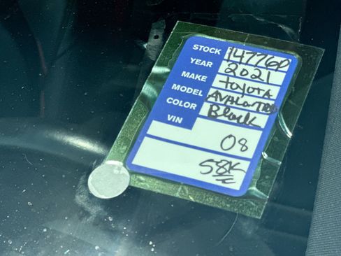 Used 2021 Toyota Avalon TRD image 27