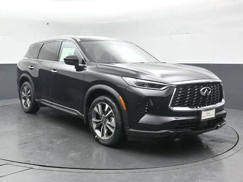 Certified 2025 INFINITI QX60 Luxe AWD/4WD image 1