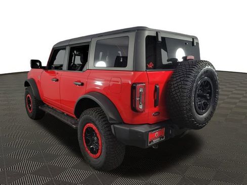 Used 2023 Ford Bronco Wildtrak image 6