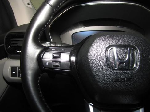 Certified 2023 Honda Pilot Elite image 5