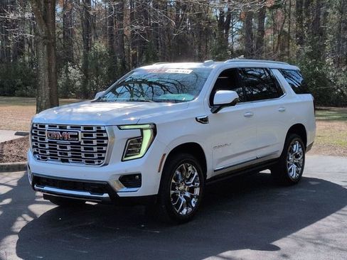New 2026 GMC Yukon Denali w/ Sun & Power Step Package image 7