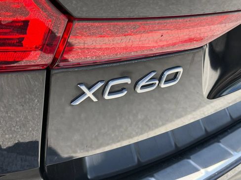Used 2020 Volvo XC60 T6 Inscription w/ Protection Package Premier AWD/4WD image 14