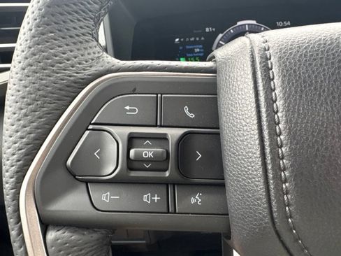 Certified 2026 Toyota Tundra Limited AWD/4WD image 11